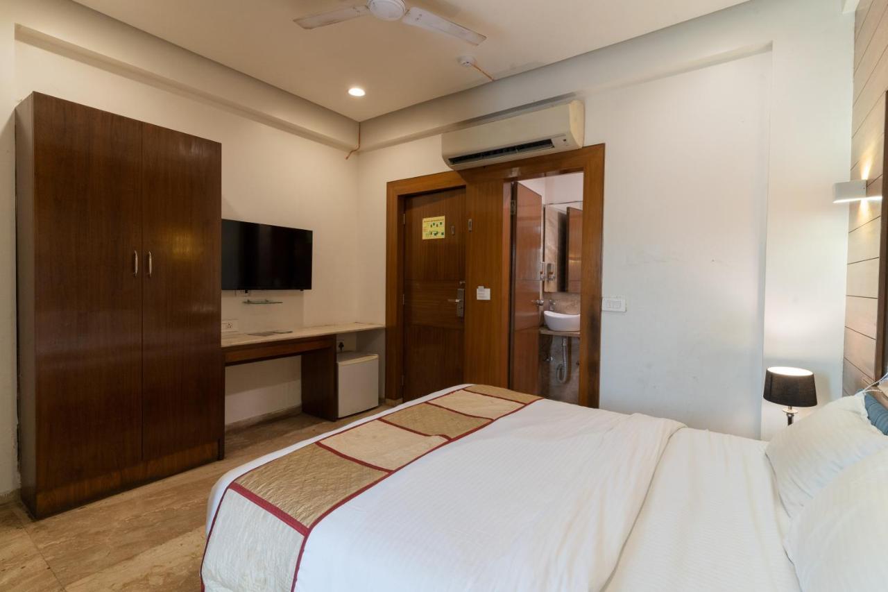 Hotel Kyra Airport Ahmedabad Exterior foto